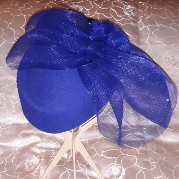 Ravishing blue hat - Picture 8 of 8